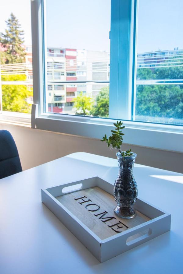 스플리트 Brand New 1Br Near Central Station, Old Town, Beach - 3 Minute Walking 아파트 외부 사진