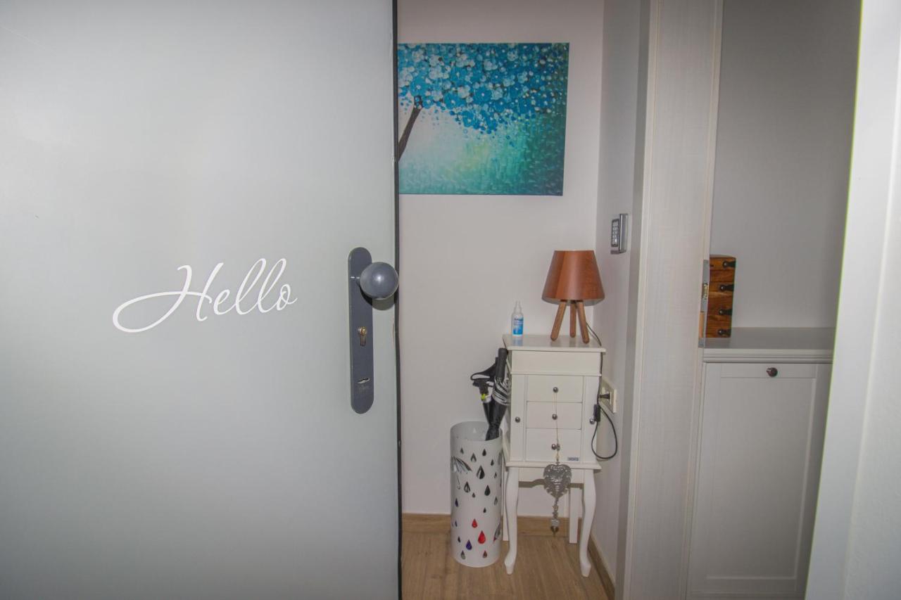 스플리트 Brand New 1Br Near Central Station, Old Town, Beach - 3 Minute Walking 아파트 외부 사진