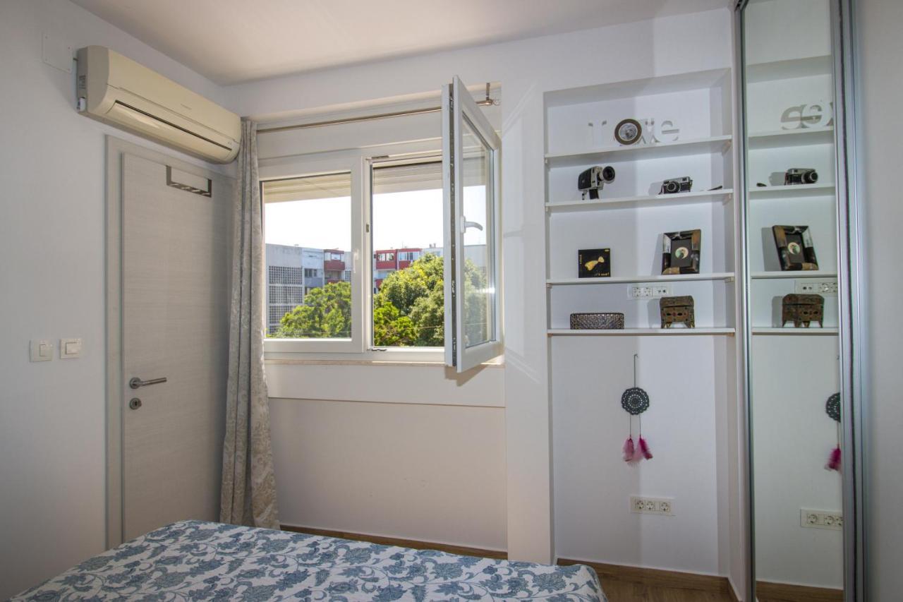 스플리트 Brand New 1Br Near Central Station, Old Town, Beach - 3 Minute Walking 아파트 외부 사진
